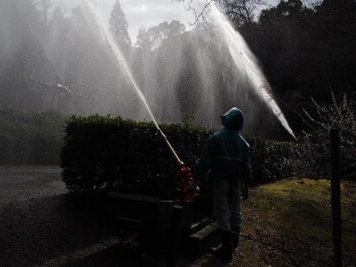 04かなり濡れます。水源は奥池。.jpg