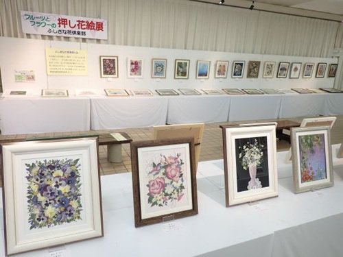 フルーツとフラワーの押し花絵（２）.JPG